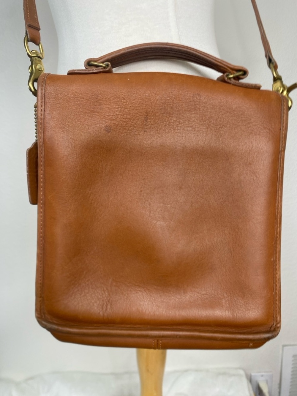 Vintage Coach Cognac Leather Station Bag With Removable Strap Classic Minimalist - Picture 7 of 16
